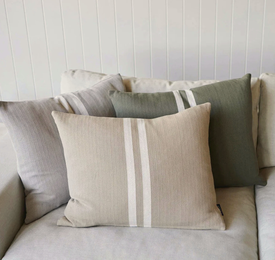 Simpatico Cushion Silver White