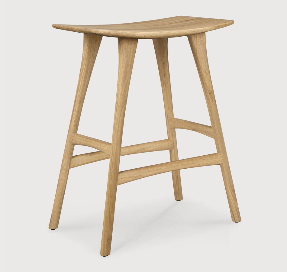 Oak Bucco Stool
