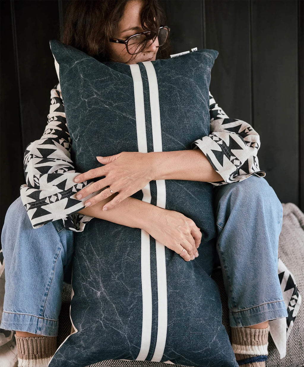 Wanderful Rectangle Cushion I Navy