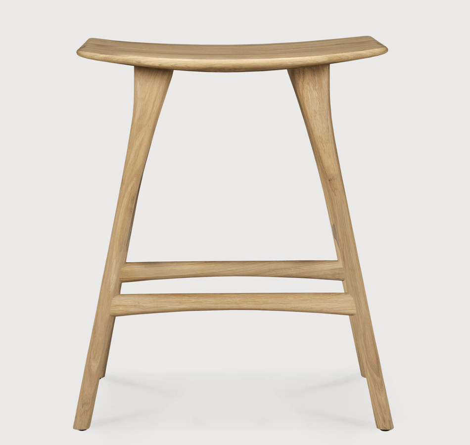 Oak Bucco Stool