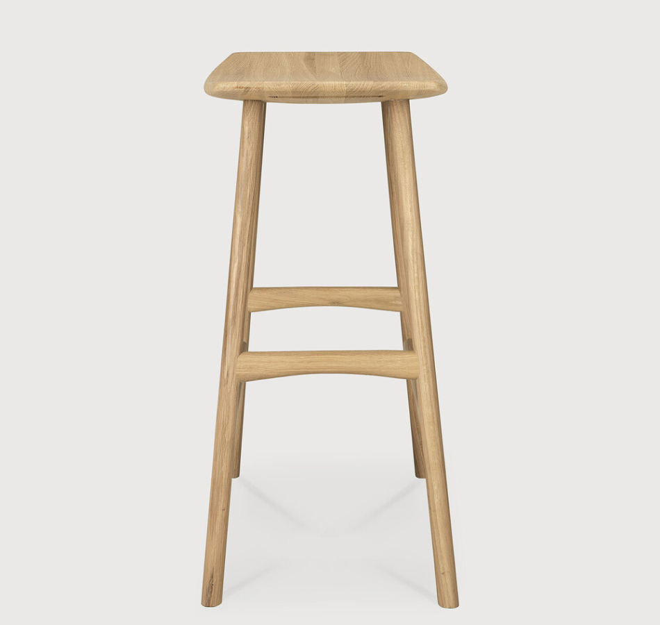 Oak Bucco Stool