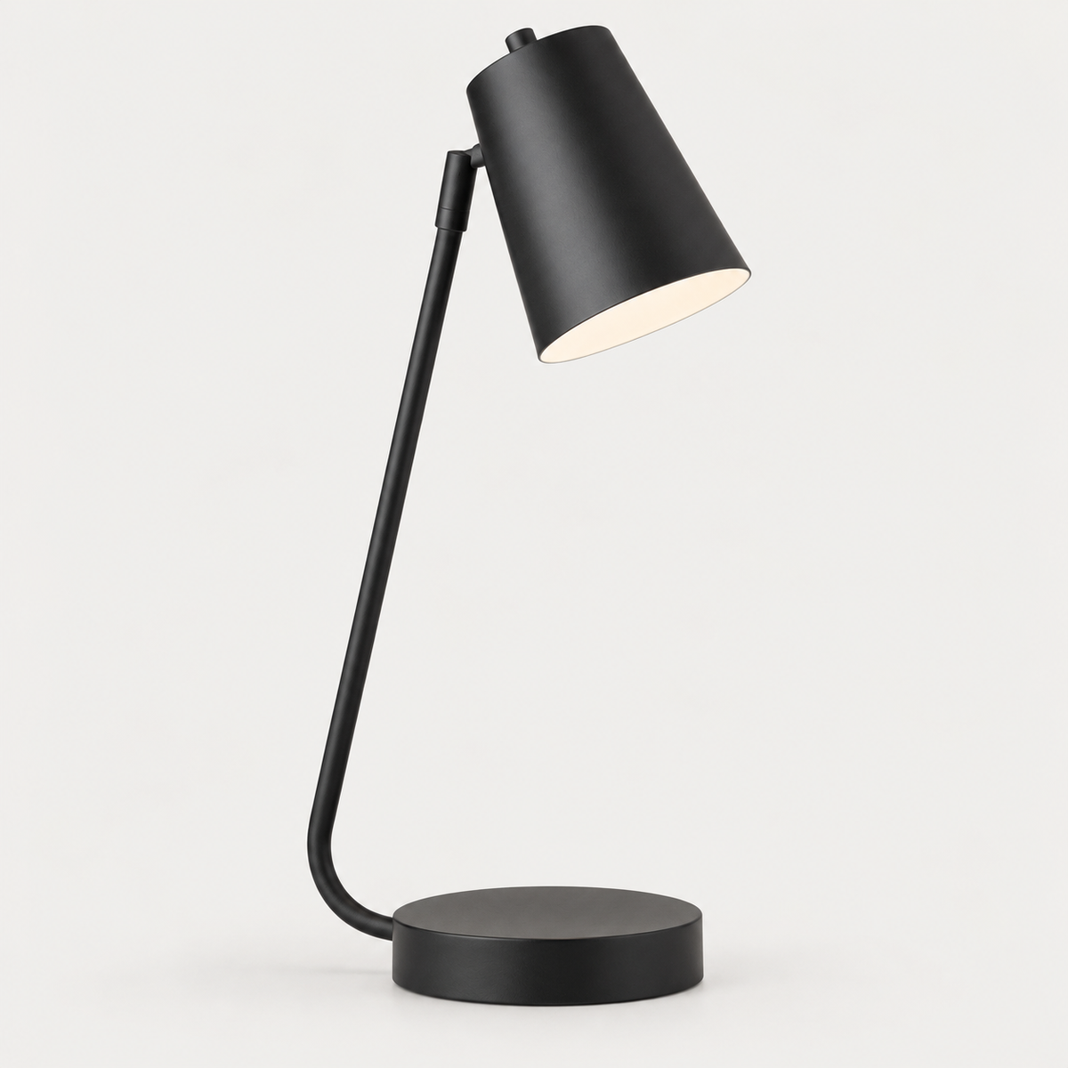 Arlo Desk Lamp