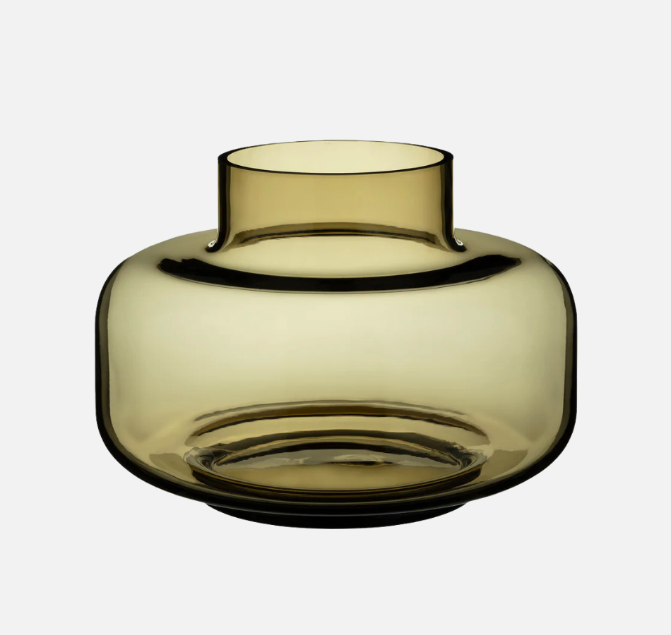 Urna Vase Clay