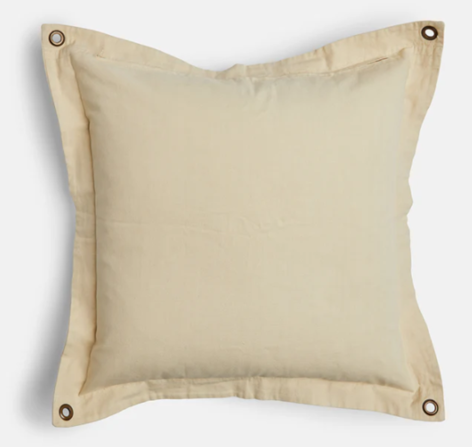 Highlander Cushion Angora